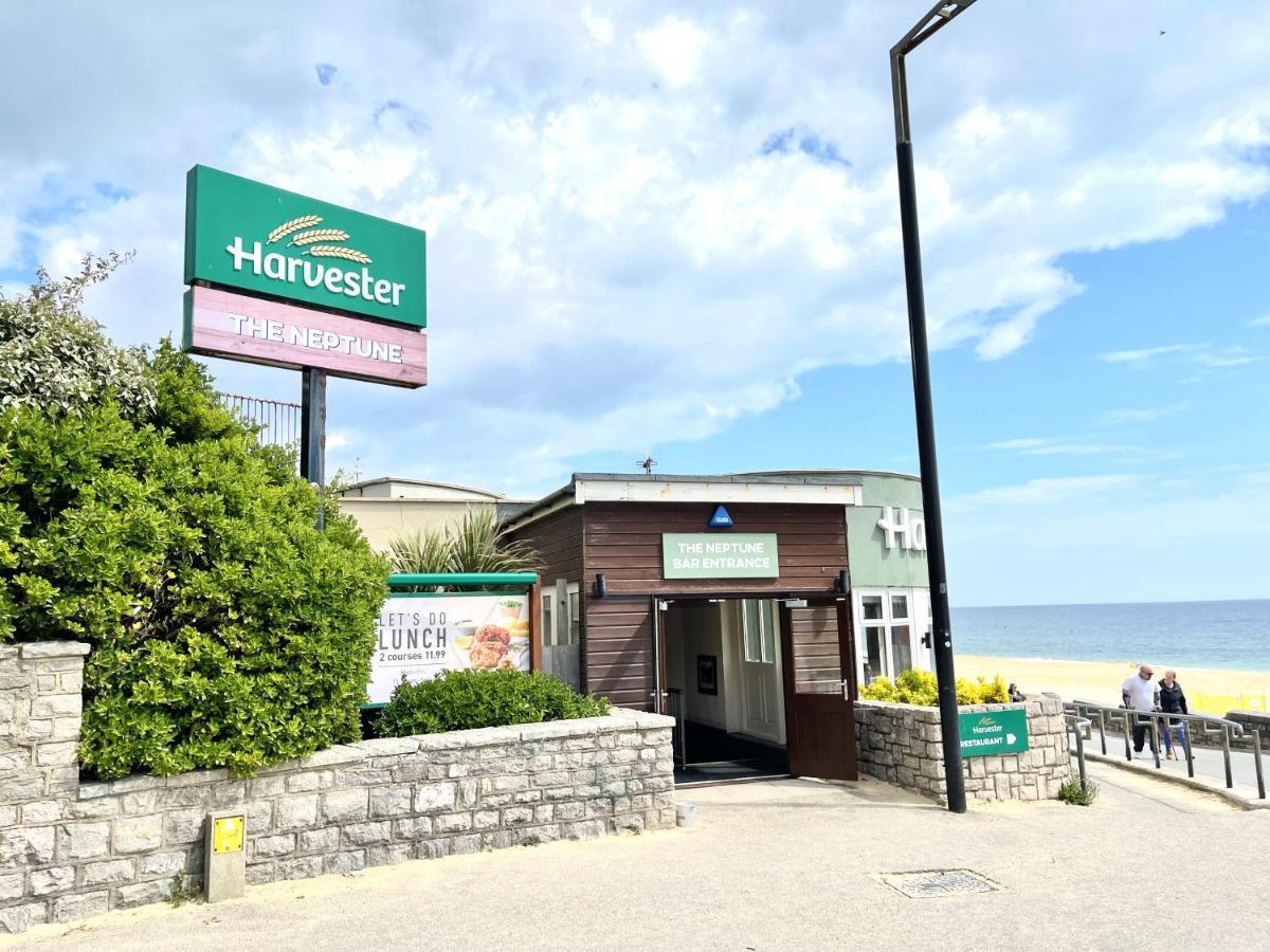 Sea View Family Stay By Beach Gym & Parking Bournemouth Exterior photo