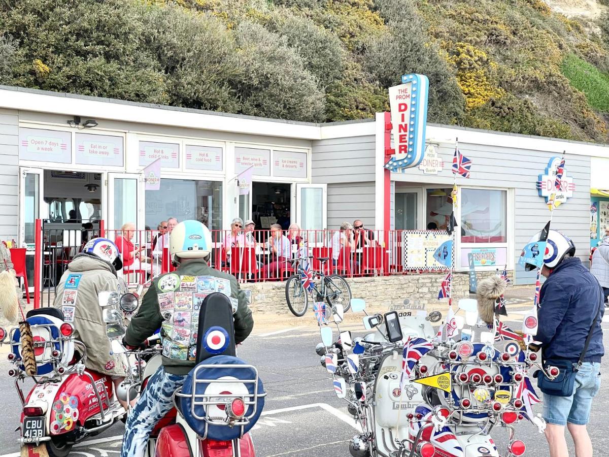 Sea View Family Stay By Beach Gym & Parking Bournemouth Exterior photo