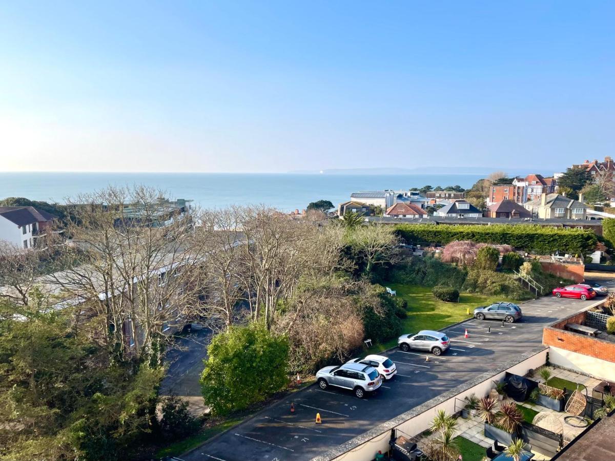 Sea View Family Stay By Beach Gym & Parking Bournemouth Exterior photo